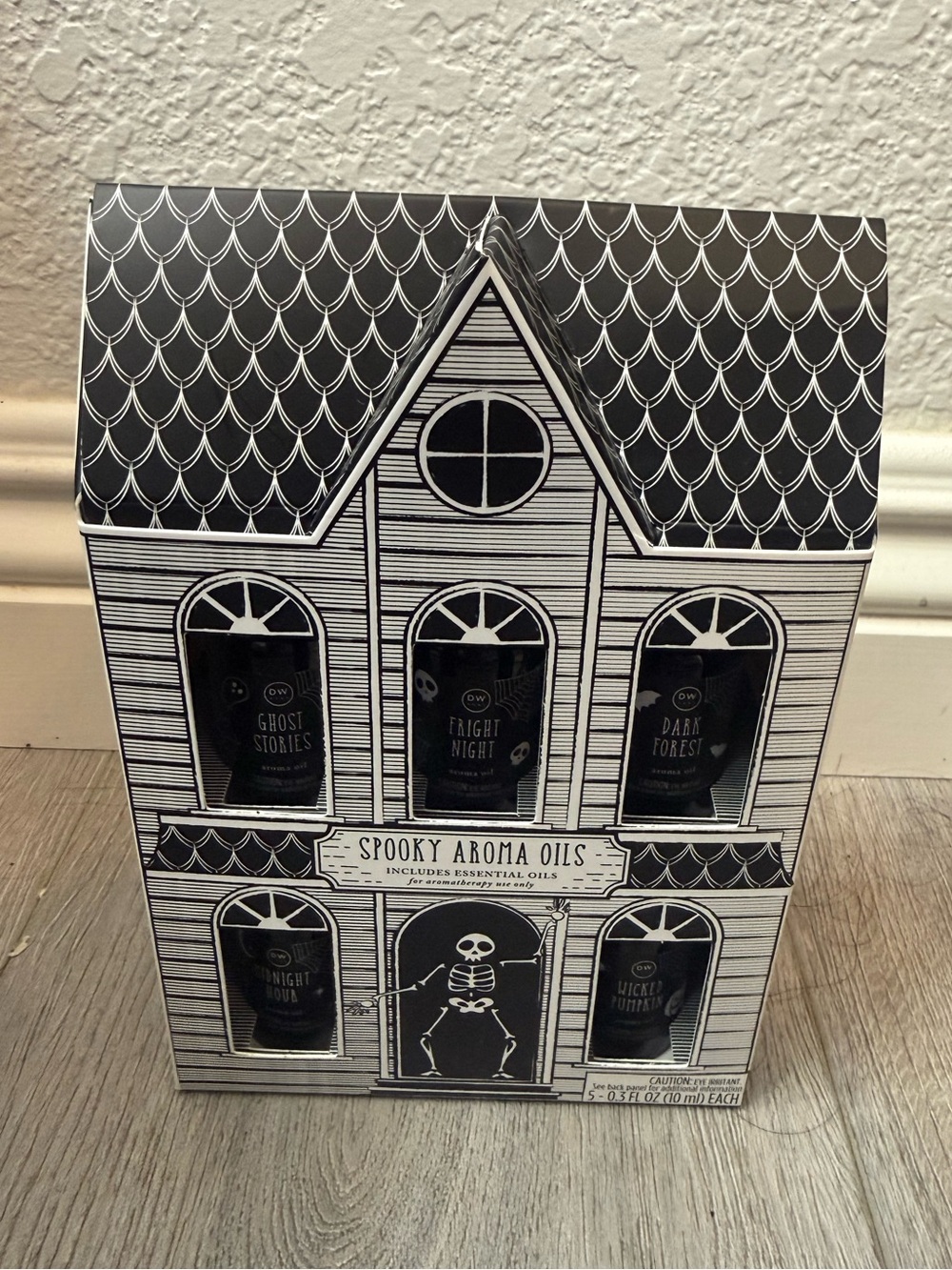 DW HOME 5pc Spooky Essential Oils, DW Home Halloween Essential Oils